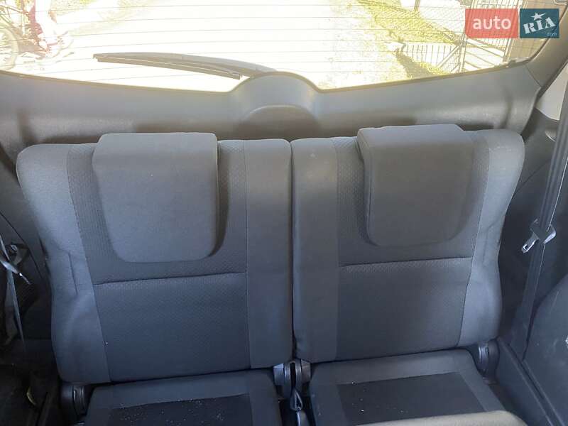 Мінівен Toyota Corolla Verso 2005 в Львові