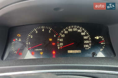 Мінівен Toyota Corolla Verso 2002 в 