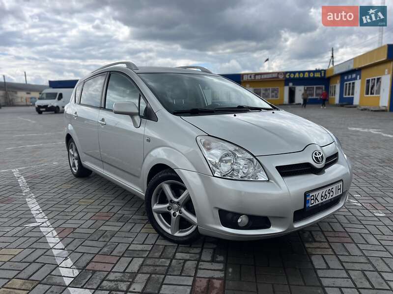 Минивэн Toyota Corolla Verso 2008 в Житомире