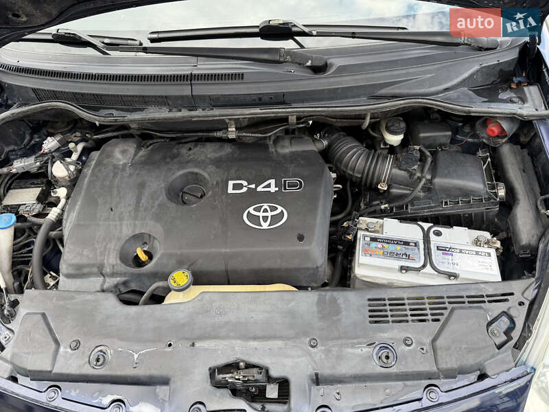 Минивэн Toyota Corolla Verso 2008 в Хмельницком
