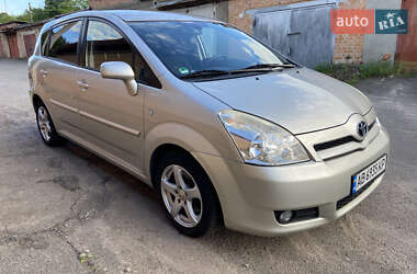 Минивэн Toyota Corolla Verso 2007 в 