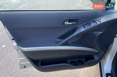 Минивэн Toyota Corolla Verso 2007 в 