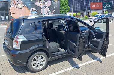 Минивэн Toyota Corolla Verso 2007 в 