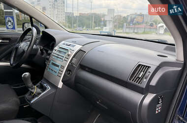 Минивэн Toyota Corolla Verso 2008 в 