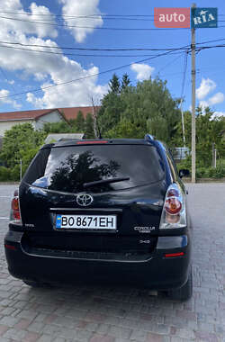 Минивэн Toyota Corolla Verso 2007 в 