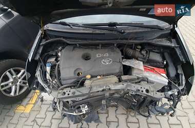 Мінівен Toyota Corolla Verso 2006 в 