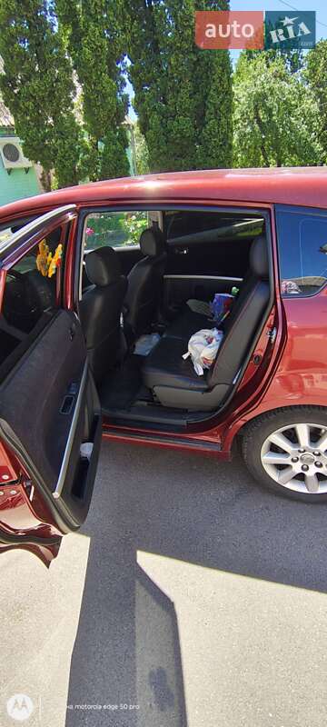 Мінівен Toyota Corolla Verso 2005 в Рівному