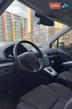 Мінівен Toyota Corolla Verso 2007 в 