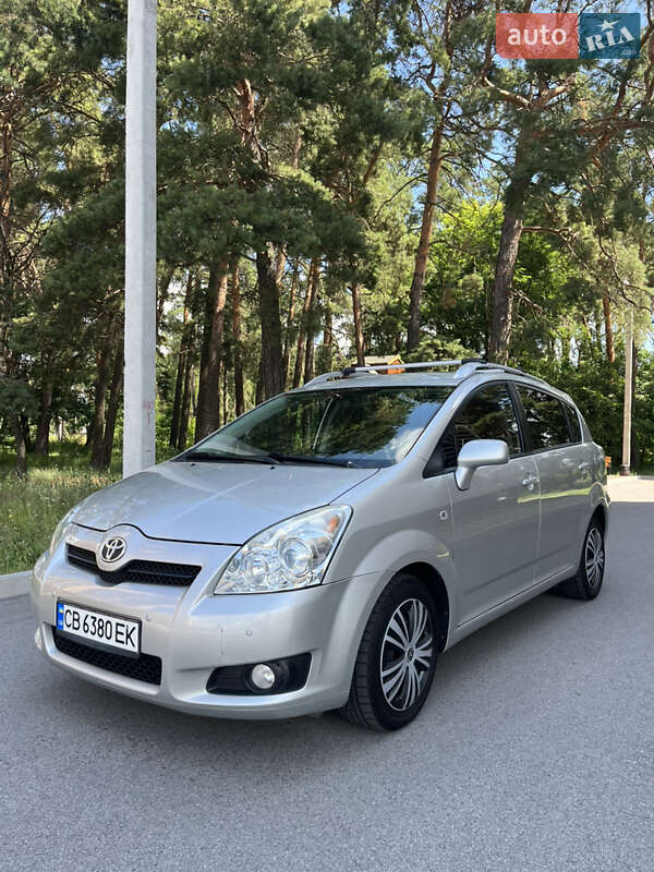 Мінівен Toyota Corolla Verso 2007 в 