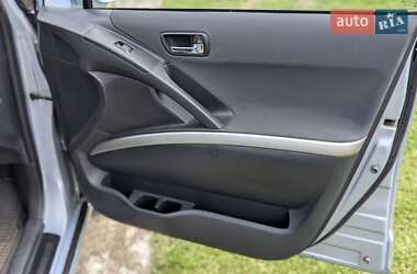 Минивэн Toyota Corolla Verso 2007 в 