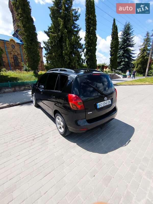 Мінівен Toyota Corolla Verso 2003 в Кременці