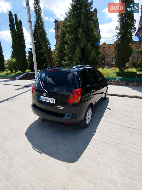 Мінівен Toyota Corolla Verso 2003 в Кременці