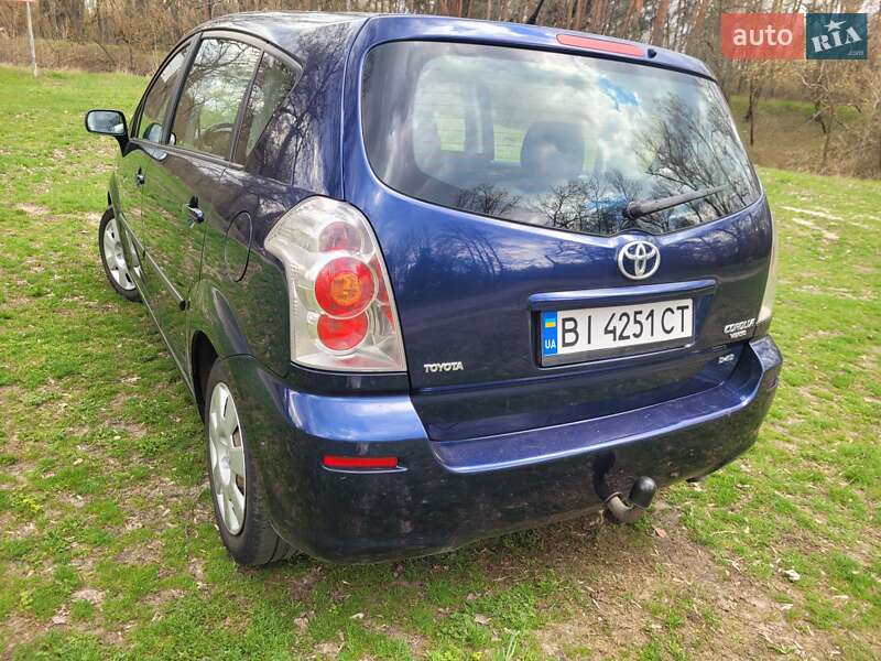 Мінівен Toyota Corolla Verso 2005 в Нових Санжарах