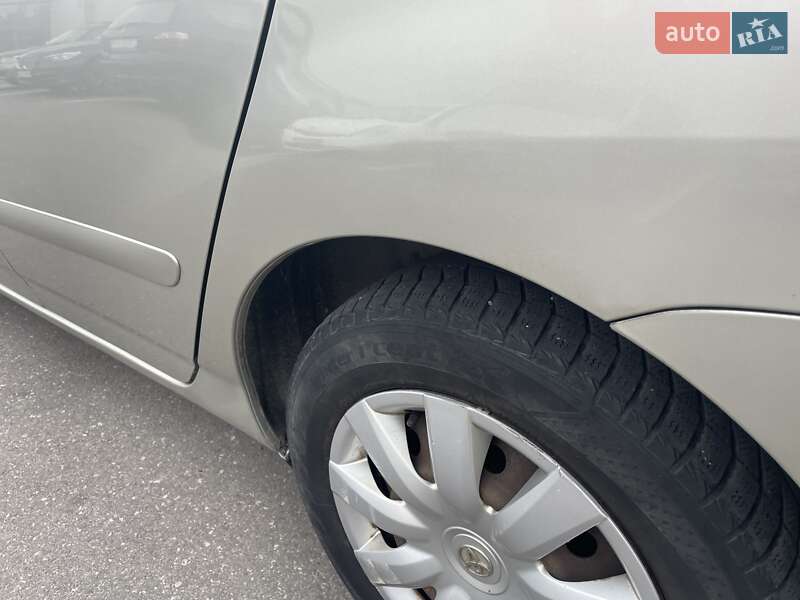 Минивэн Toyota Corolla Verso 2003 в Харькове фото 6 Минивэн Toyota Corolla Verso 2003 в Харькове