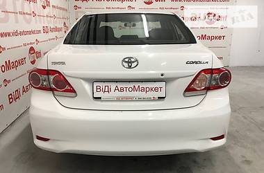 Седан Toyota Corolla 2012 в Киеве