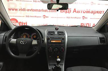 Седан Toyota Corolla 2012 в Киеве