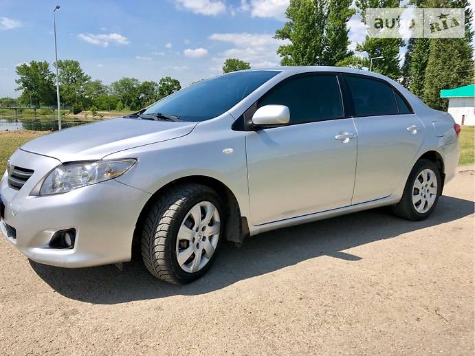 Седан Toyota Corolla 2007 в Ивано-Франковске