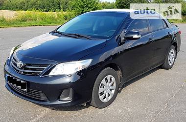 Седан Toyota Corolla 2010 в Житомире