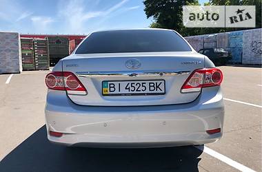 Седан Toyota Corolla 2011 в Кременчуці