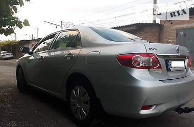 Седан Toyota Corolla 2011 в Кропивницком