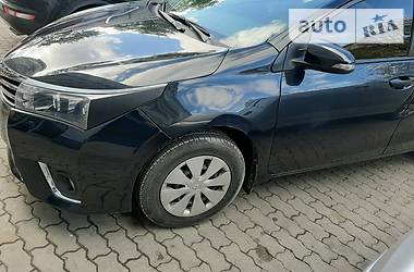 Седан Toyota Corolla 2014 в Львові
