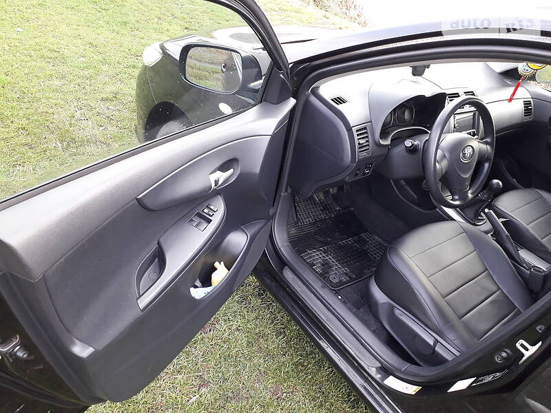 Седан Toyota Corolla 2008 в Івано-Франківську