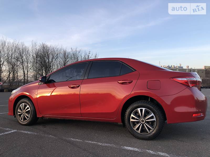 Седан Toyota Corolla 2013 в Киеве фото 9 Седан Toyota Corolla 2013 в Киеве