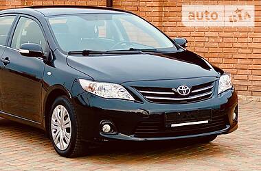 Седан Toyota Corolla 2012 в 