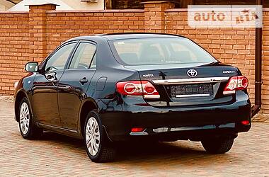 Седан Toyota Corolla 2012 в 