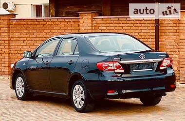Седан Toyota Corolla 2012 в 