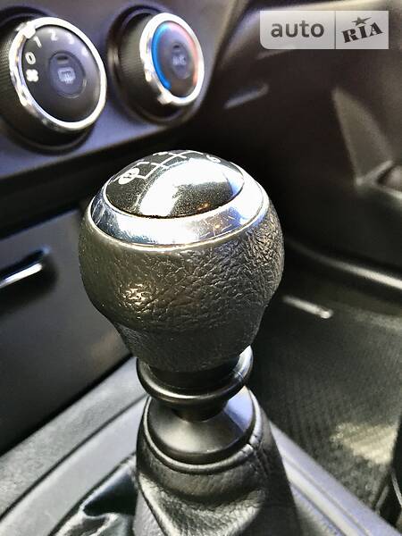 Седан Toyota Corolla 2014 в Тернополе