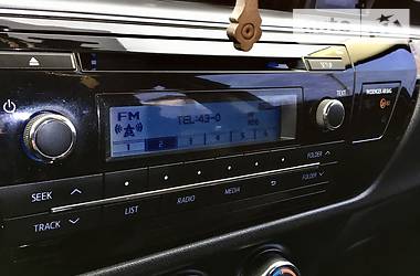 Седан Toyota Corolla 2014 в 