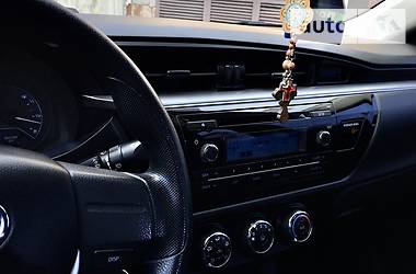Седан Toyota Corolla 2014 в 