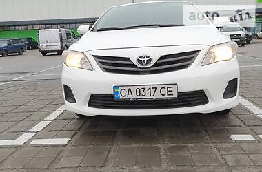 Седан Toyota Corolla 2012 в 