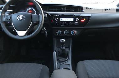 Седан Toyota Corolla 2016 в 