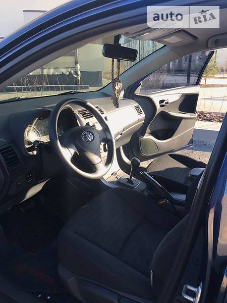 Седан Toyota Corolla 2007 в Києві
