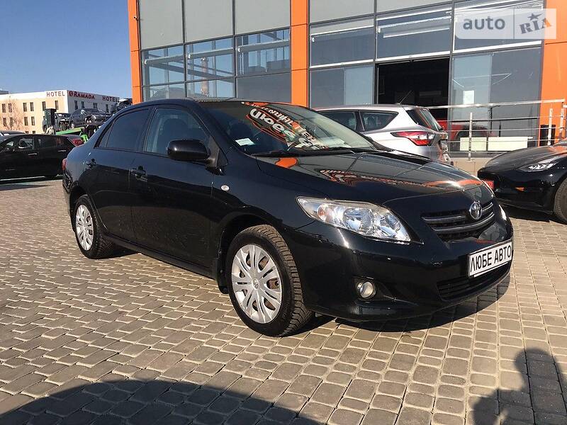 Седан Toyota Corolla 2007 в 