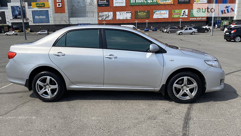 Седан Toyota Corolla 2007 в Харькове
