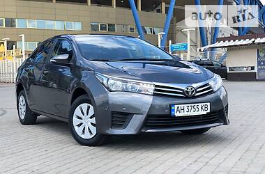 Седан Toyota Corolla 2016 в 