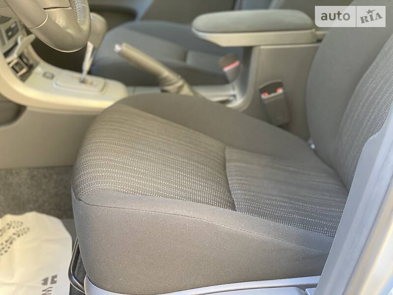 Седан Toyota Corolla 2008 в Києві