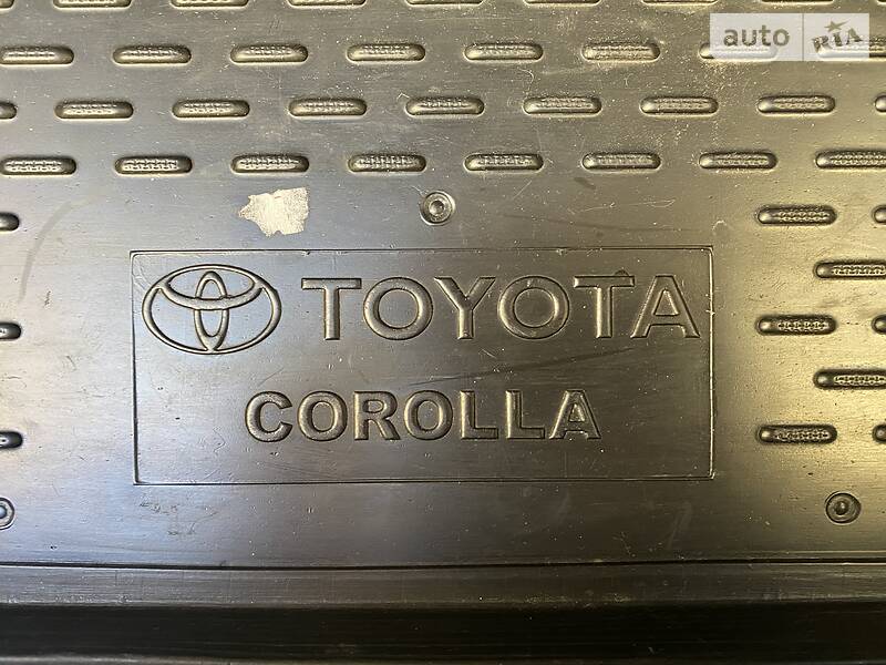 Седан Toyota Corolla 2008 в Києві