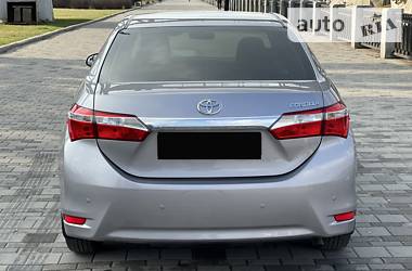 Седан Toyota Corolla 2018 в Днепре