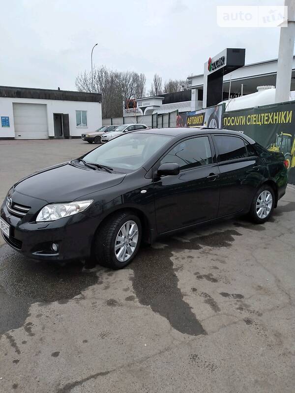 Седан Toyota Corolla 2008 в Умани