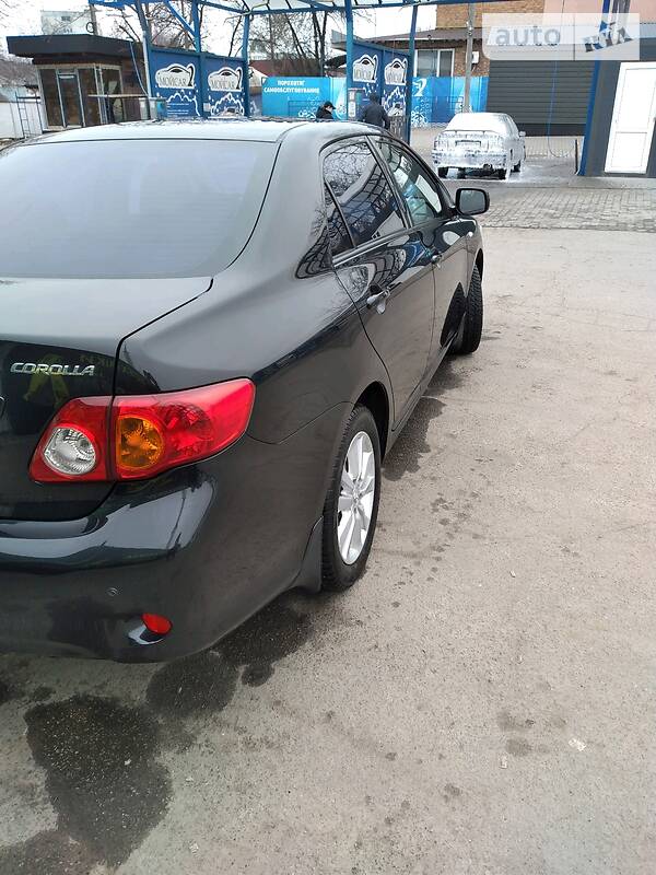 Седан Toyota Corolla 2008 в Умани