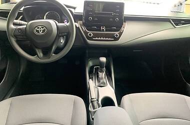 Седан Toyota Corolla 2019 в Кривому Розі