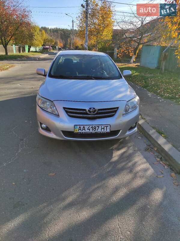 Седан Toyota Corolla 2008 в 