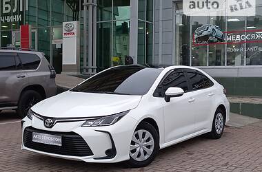 Седан Toyota Corolla 2020 в Черновцах