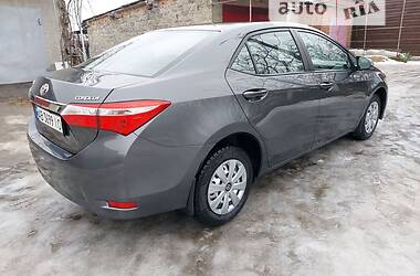 Седан Toyota Corolla 2013 в Виннице