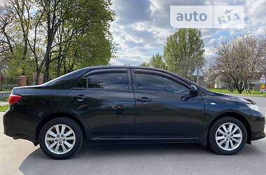 Седан Toyota Corolla 2008 в Краснограде