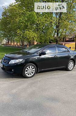 Седан Toyota Corolla 2008 в Краснограде